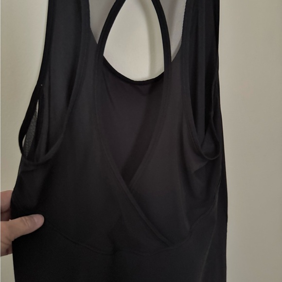 Lululemon Criss Cross Back Tank Top, Size 4 - Picture 2 of 4